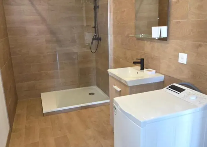 Mara Dea * Galeria (Corsica)